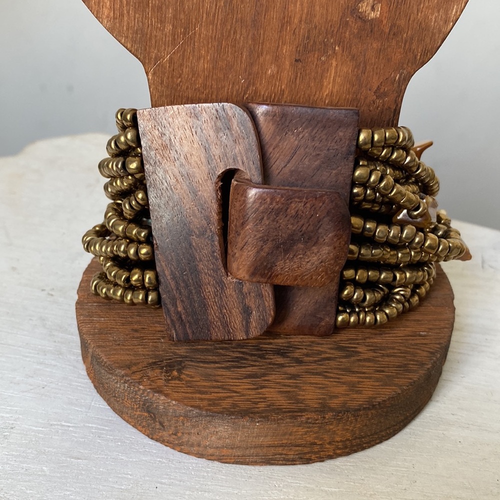 Elastic bracelet